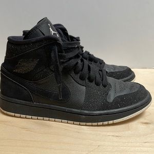 Nike black sneakers Air Jordan